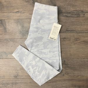 Lulu Lemon Camo Wunder Under leggings size 12